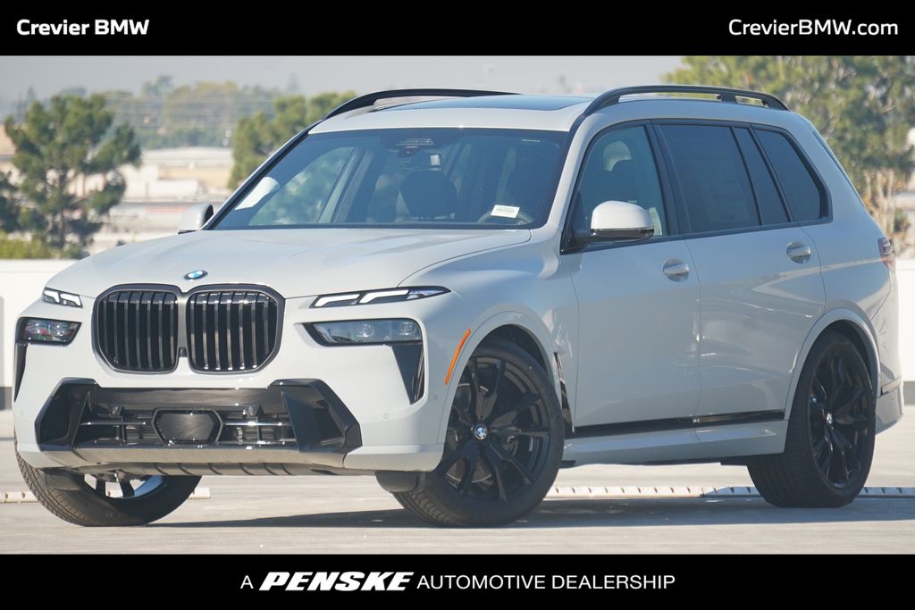 2026 BMW X7 40i's photo