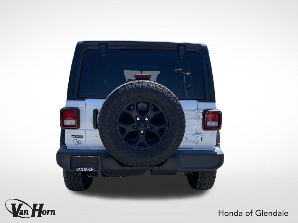 2021 Jeep Wrangler Unlimited Willys photo 10