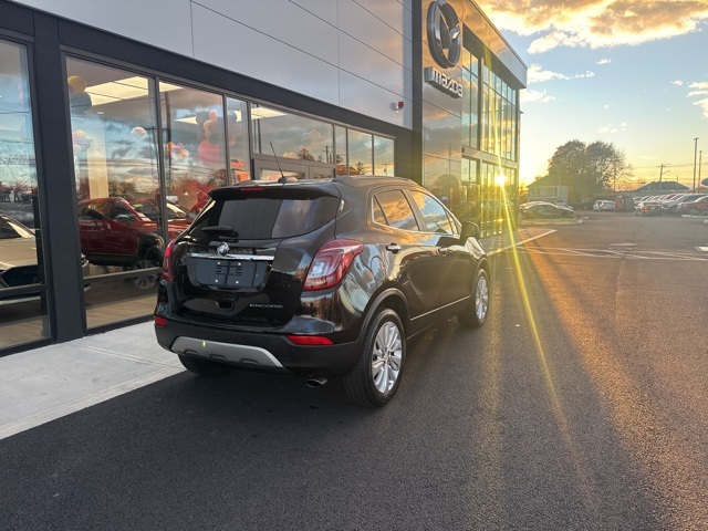 2020 Buick Encore Preferred photo 2