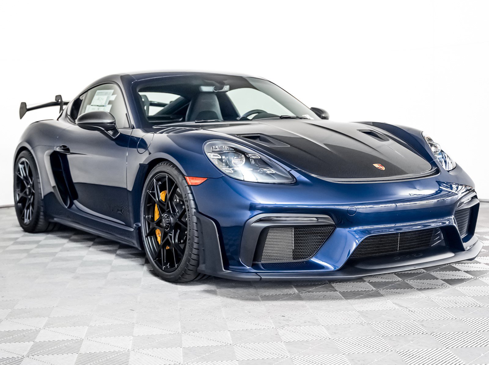 2025 Porsche Cayman GT4 RS photo 7