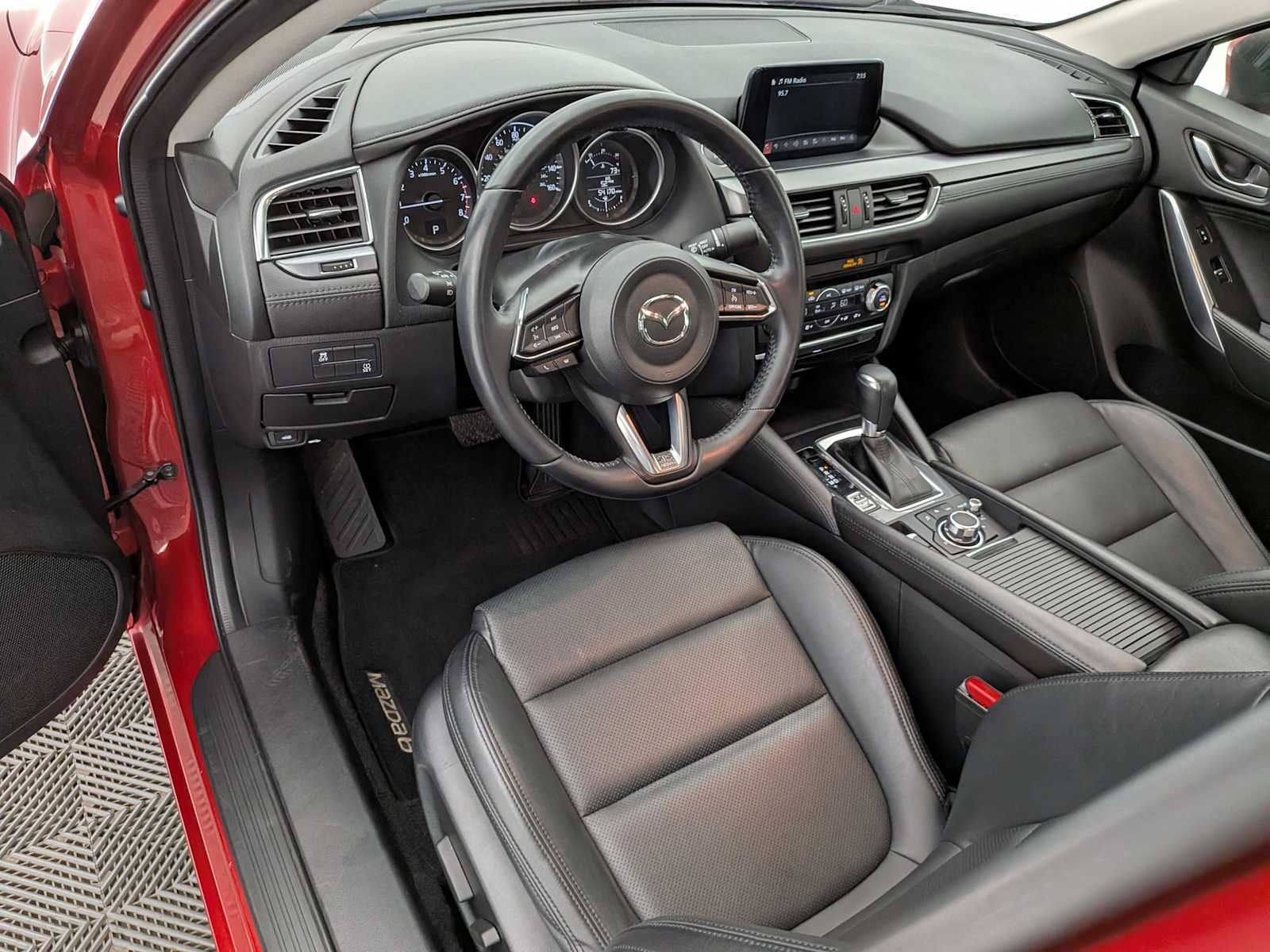 2017 Mazda Mazda6 Touring photo 2