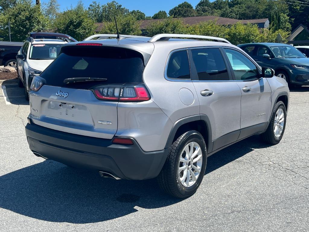 2019 Jeep Cherokee Latitude photo 3