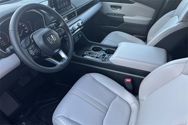 2025 Honda Pilot EX-L photo 4