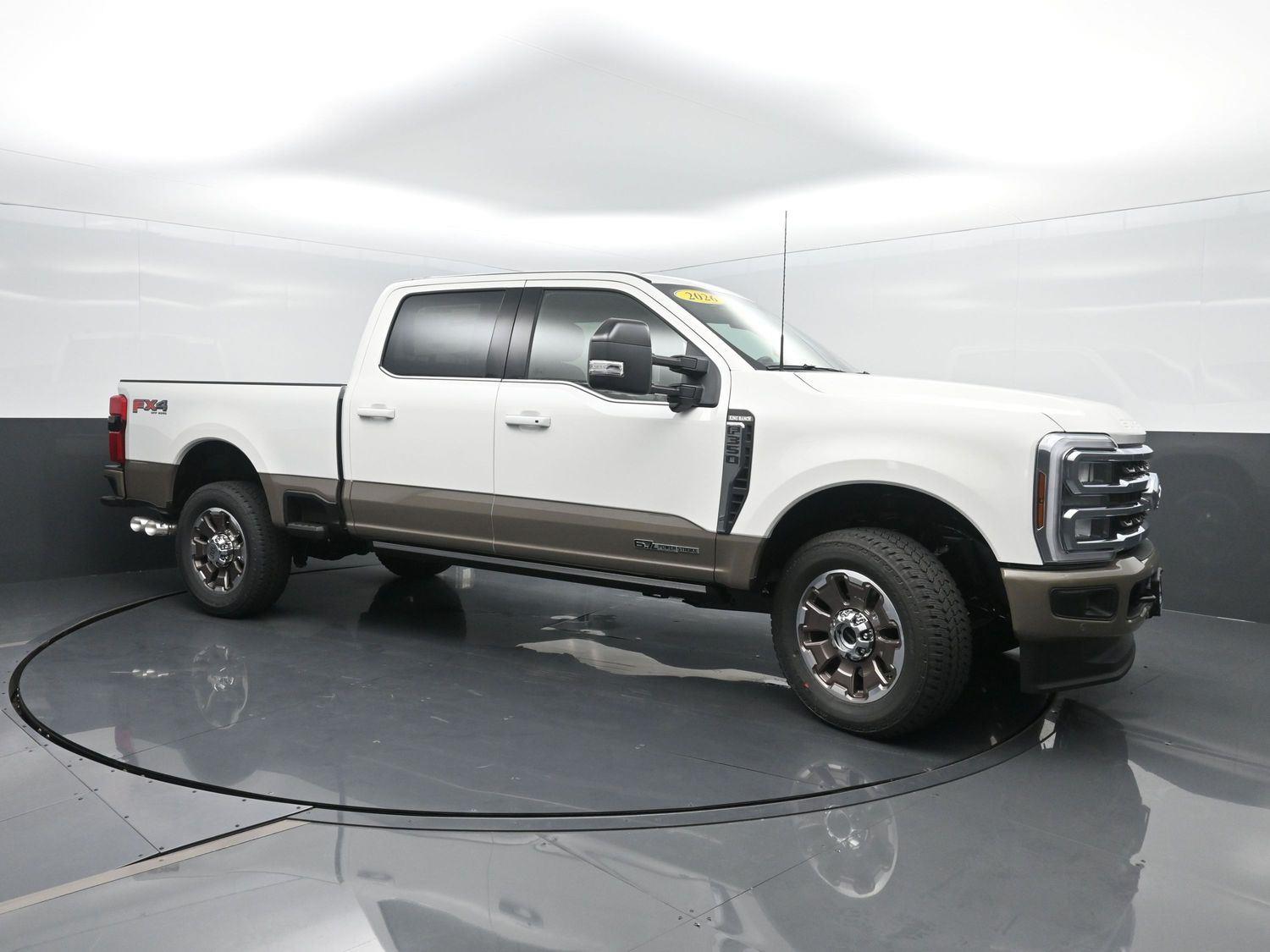 2026 Ford F-350 XLT photo 4
