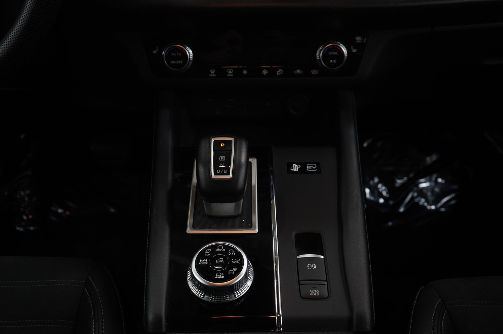 2023 Mitsubishi Outlander PHEV SE photo 18