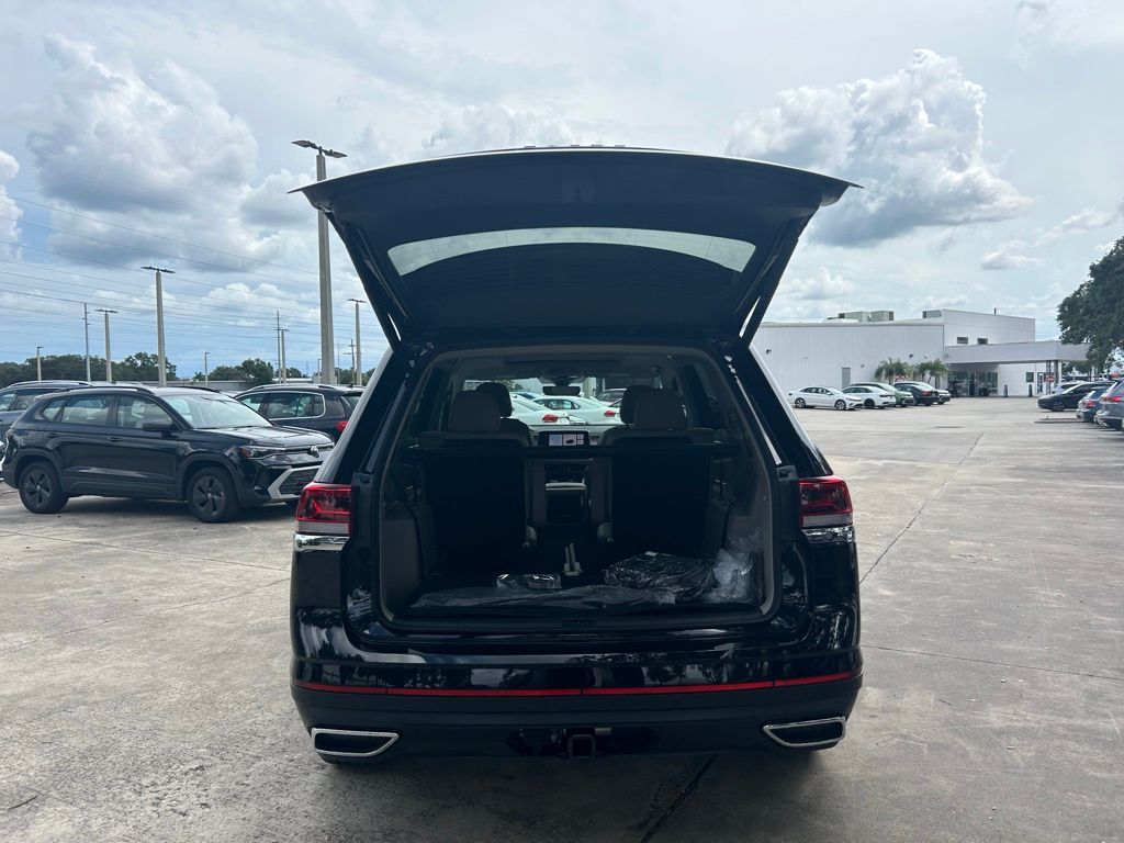 2026 Volkswagen Atlas SE Technology photo 30