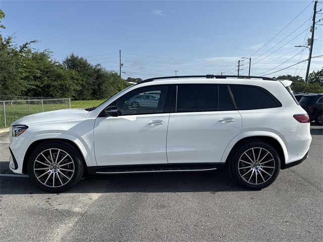 2025 Mercedes Benz GLS 580 4MATIC photo 4