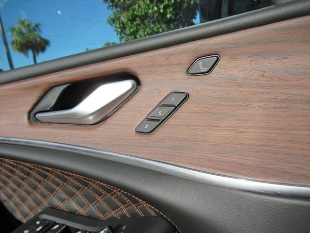 2025 Jeep Grand Cherokee Summit photo 28