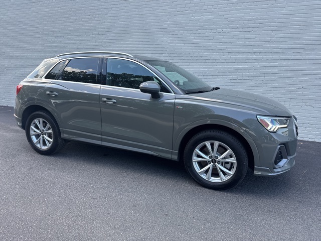2024 Audi Q3 Premium S line photo 2