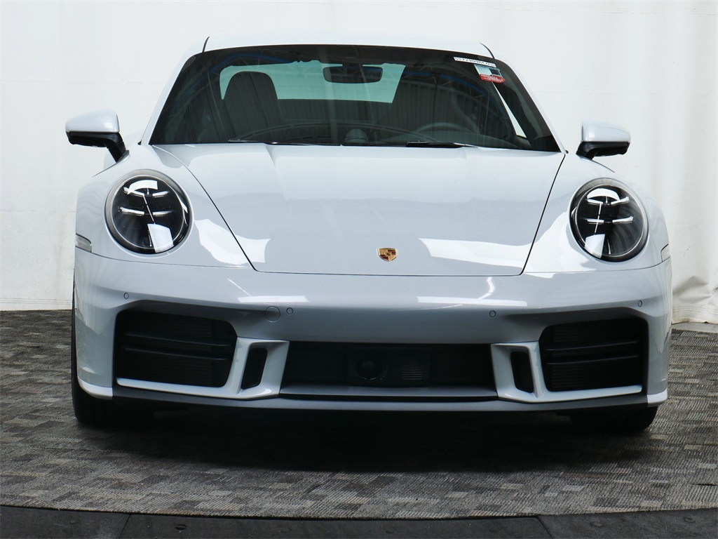 2025 Porsche 911 S photo 10