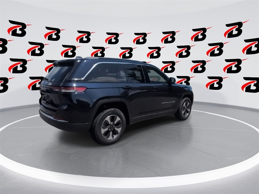 2024 Jeep Cherokee Limited 4xe photo 7