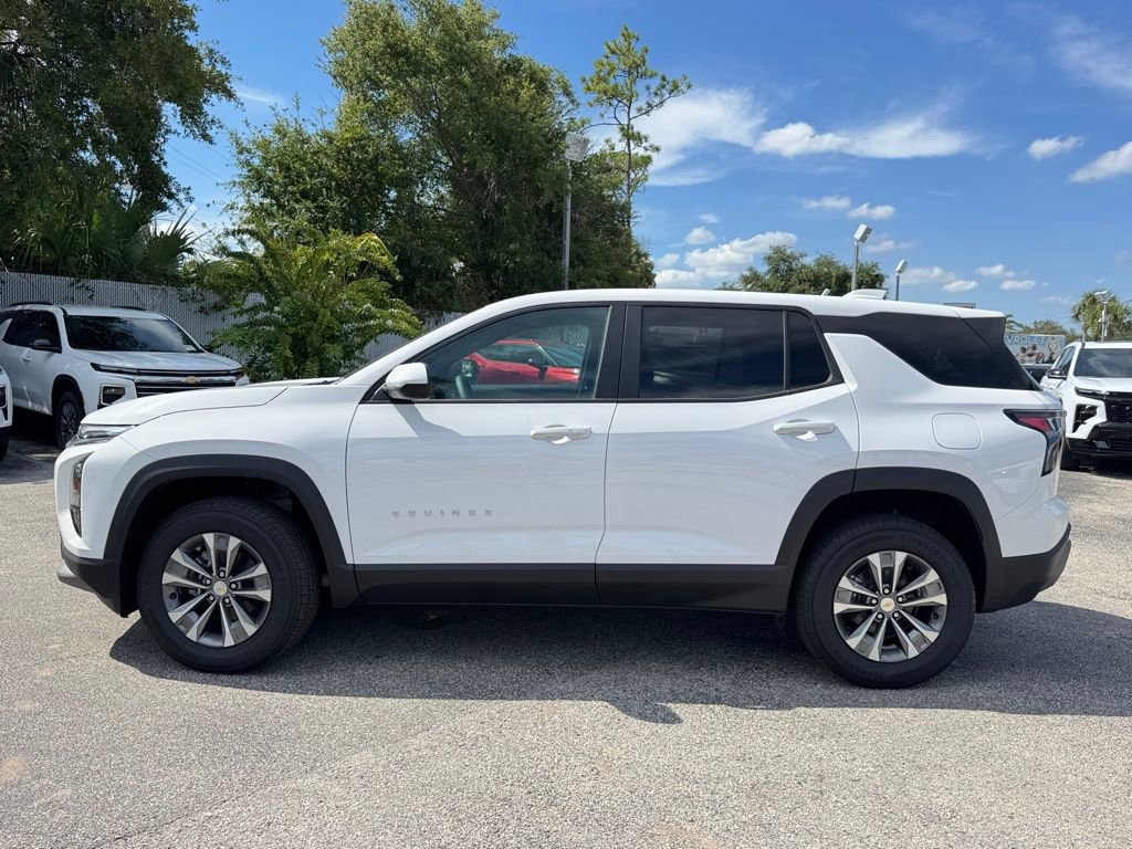 2026 Chevrolet Equinox LT photo 2