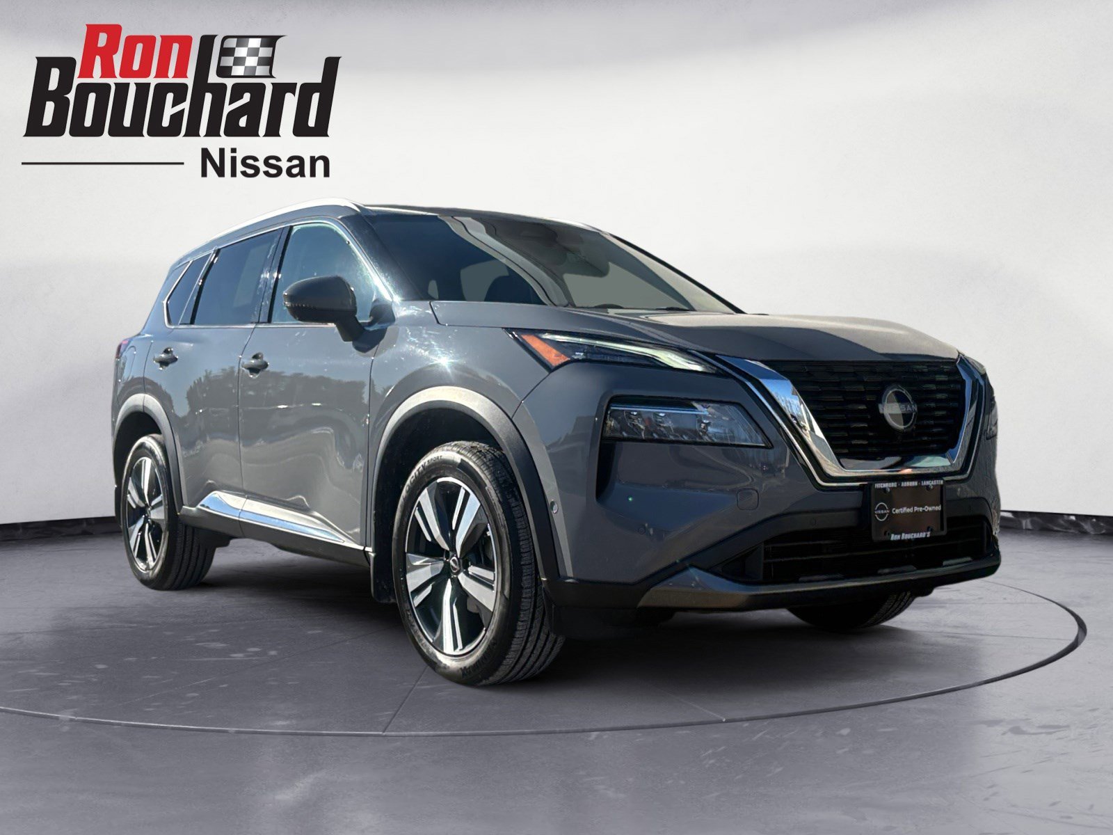 2023 Nissan Rogue SL's photo
