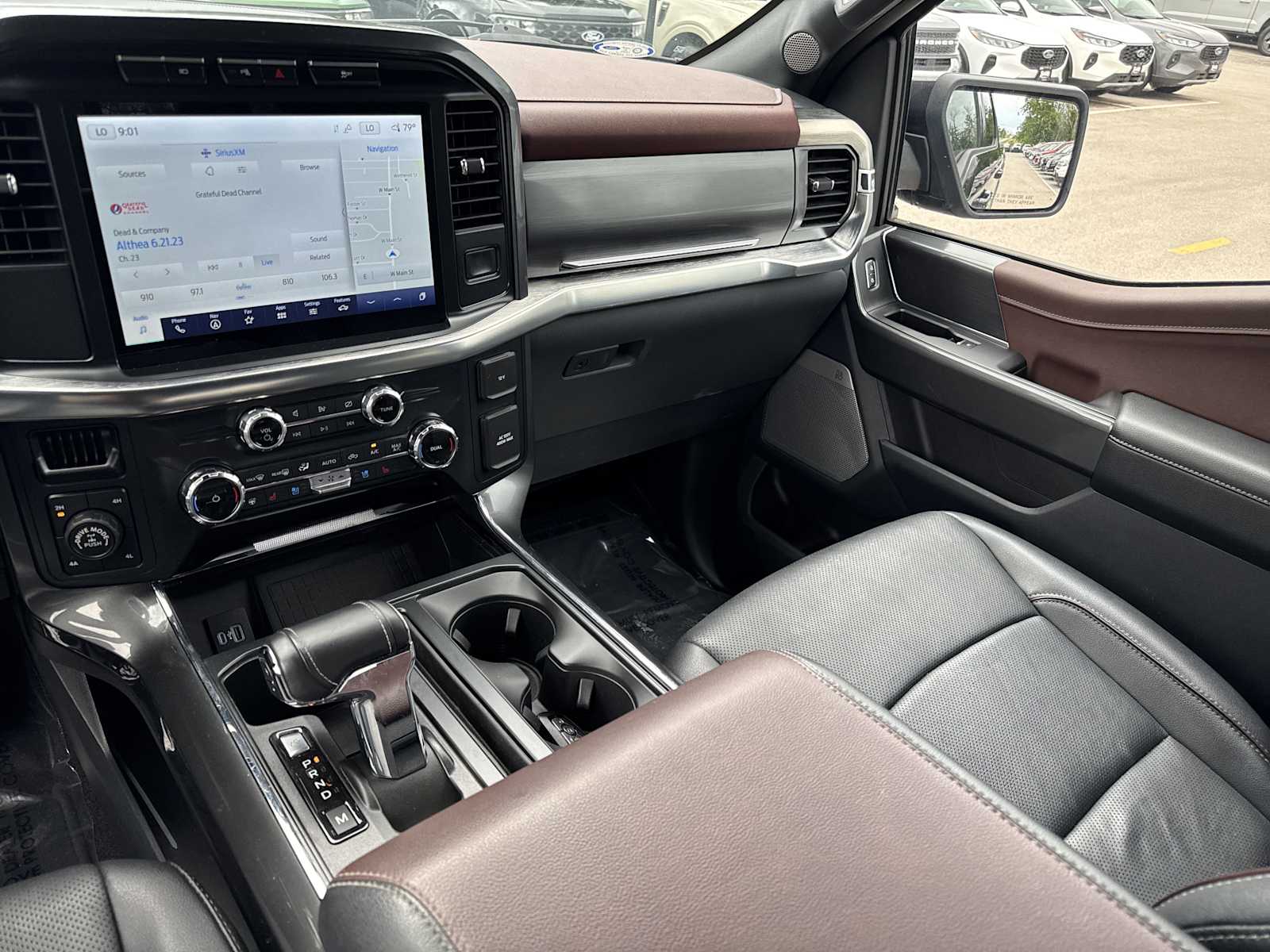 2022 Ford F-150 Lariat photo 28