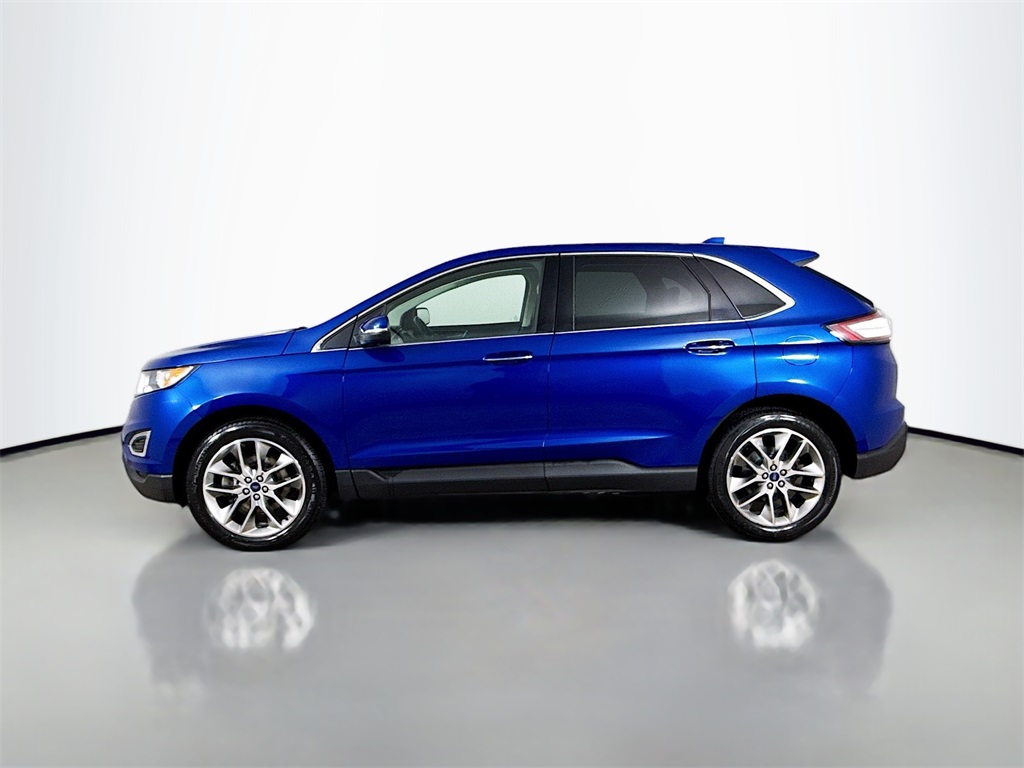2018 Ford Edge Titanium photo 2