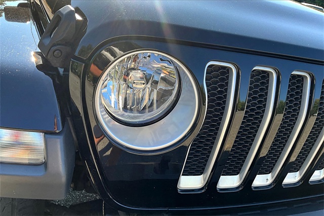 2020 Jeep Wrangler Unlimited Sahara photo 29