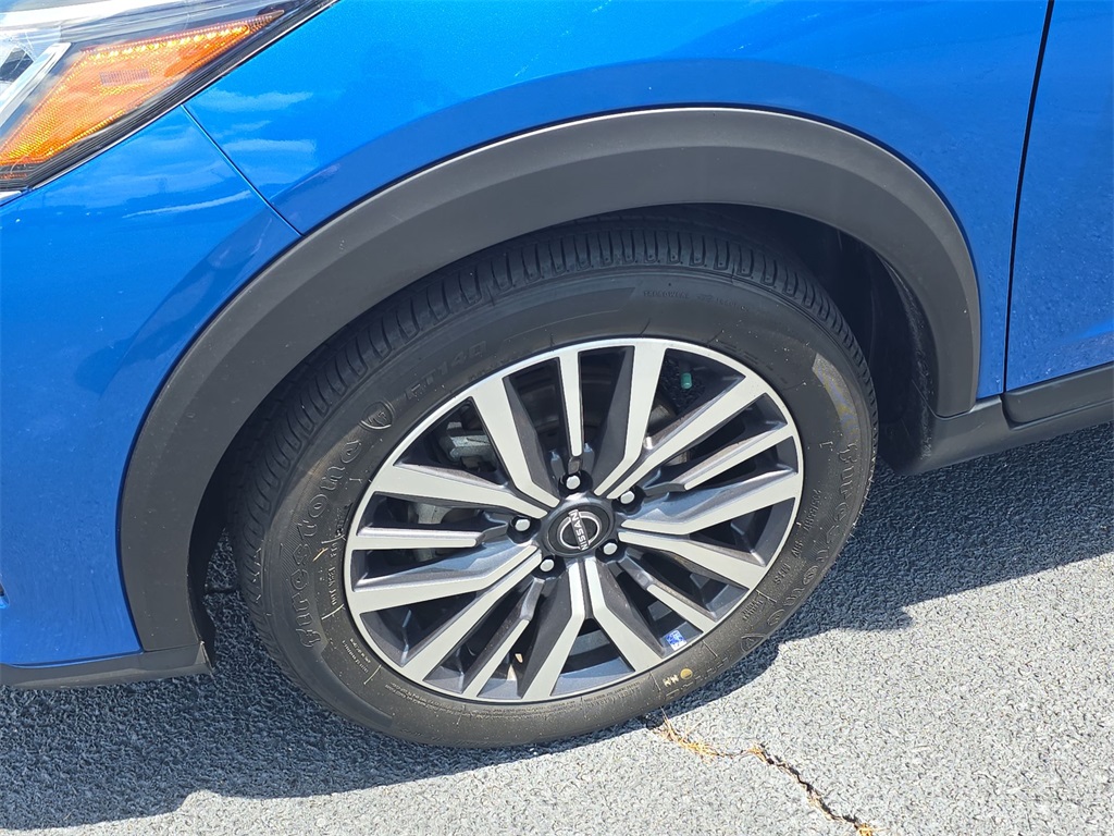 2024 Nissan Kicks SV photo 16