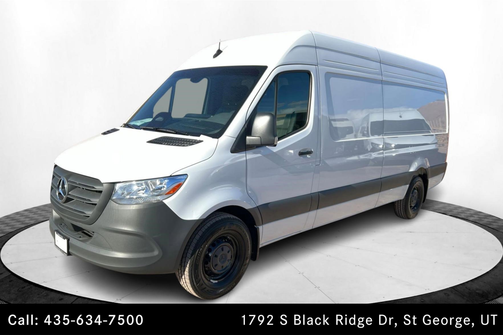 2026 Mercedes-Benz Sprinter Cargo Van Base's photo