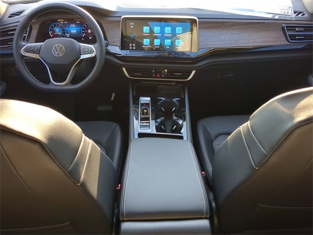 2026 Volkswagen Atlas SEL photo 13