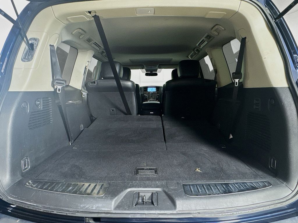 2019 Infiniti QX80 Luxe photo 29
