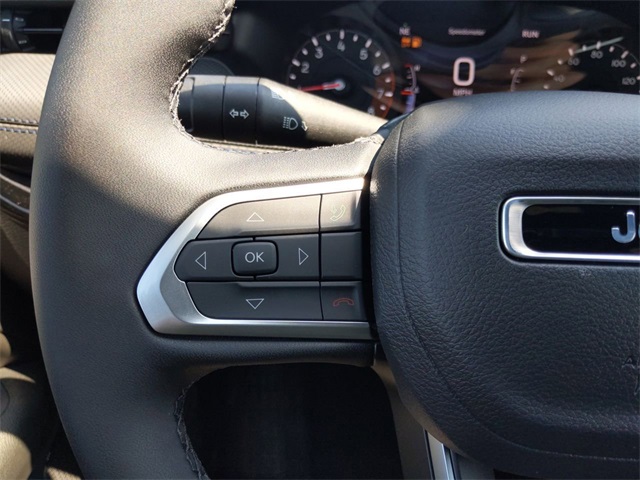 2026 Jeep Compass Latitude Altitude Special Edition photo 22