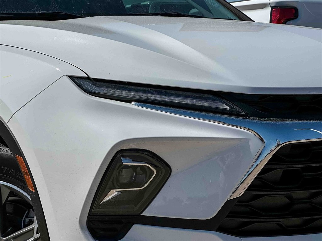 2025 Chevrolet Blazer 2LT photo 4
