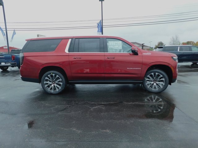 2026 Chevrolet Suburban High Country photo 4