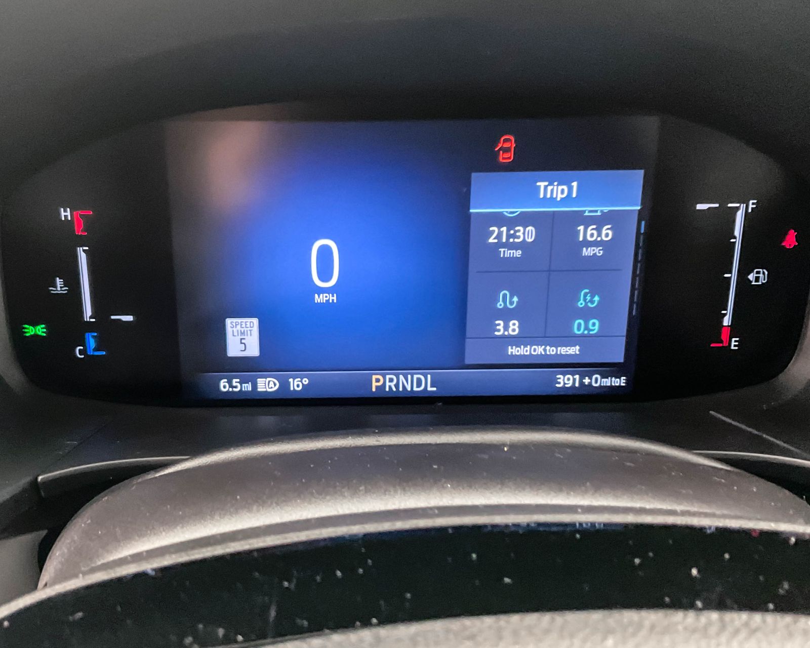 2025 Ford Escape Plug-In Hybrid Sport photo 13