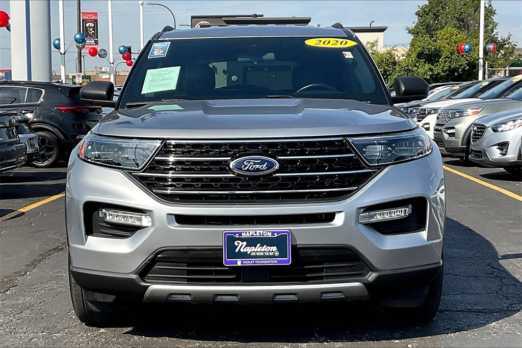 2020 Ford Explorer XLT photo 2