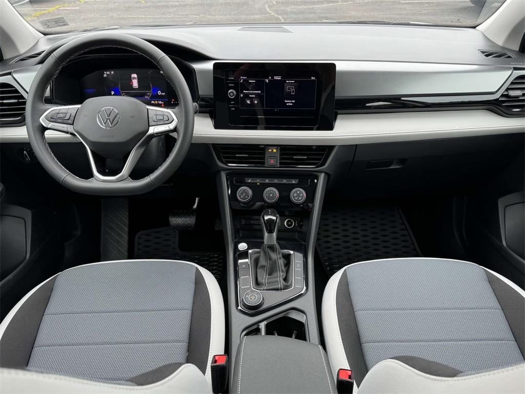 2025 Volkswagen Taos S photo 13