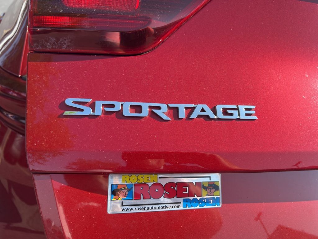 2020 Kia Sportage LX photo 29