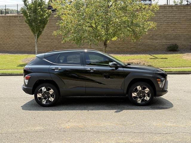 2025 Hyundai Kona SEL photo 4
