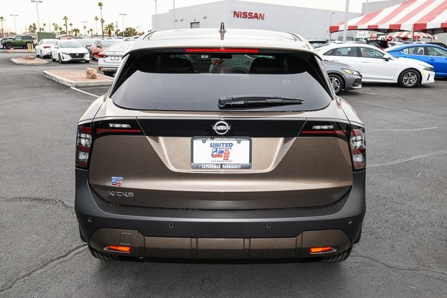 2026 Nissan Kicks SV photo 4