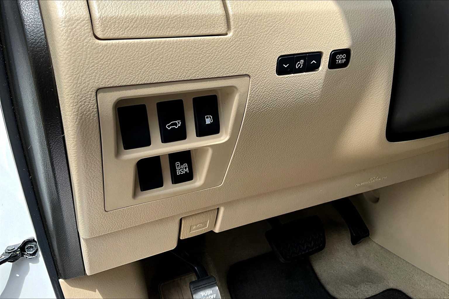 2015 Lexus RX 350 photo 32