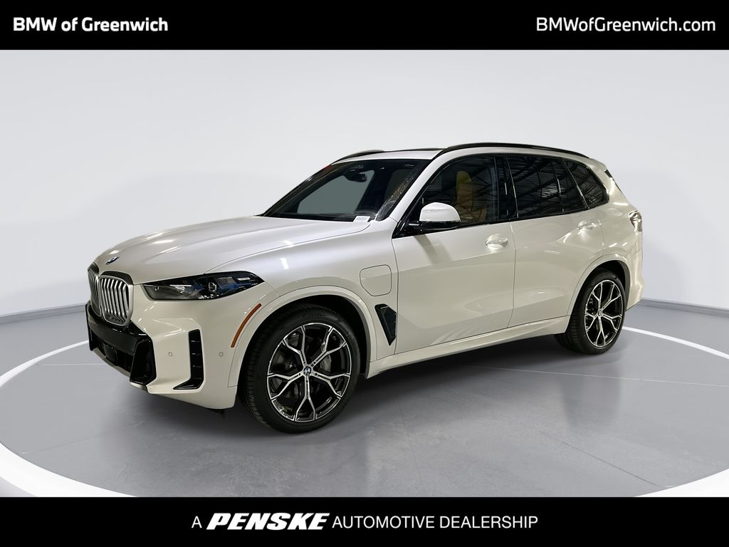 2026 BMW X5 50e's photo