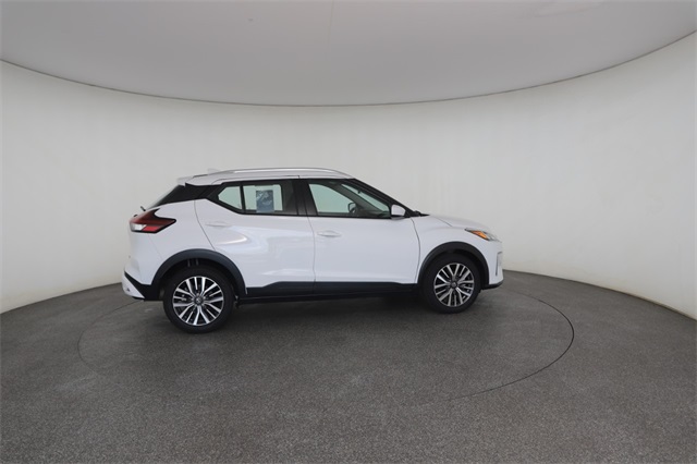 2021 Nissan Kicks SV photo 22