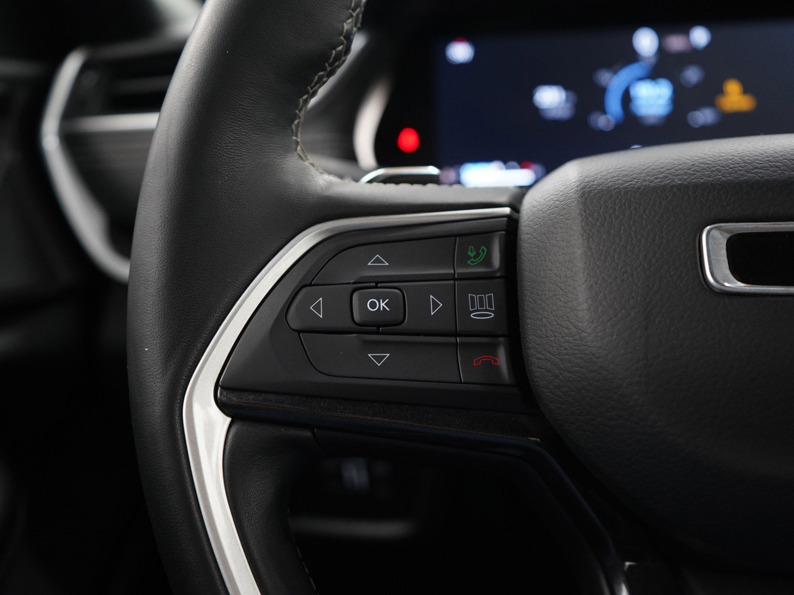 2022 Jeep Grand Cherokee Altitude photo 25
