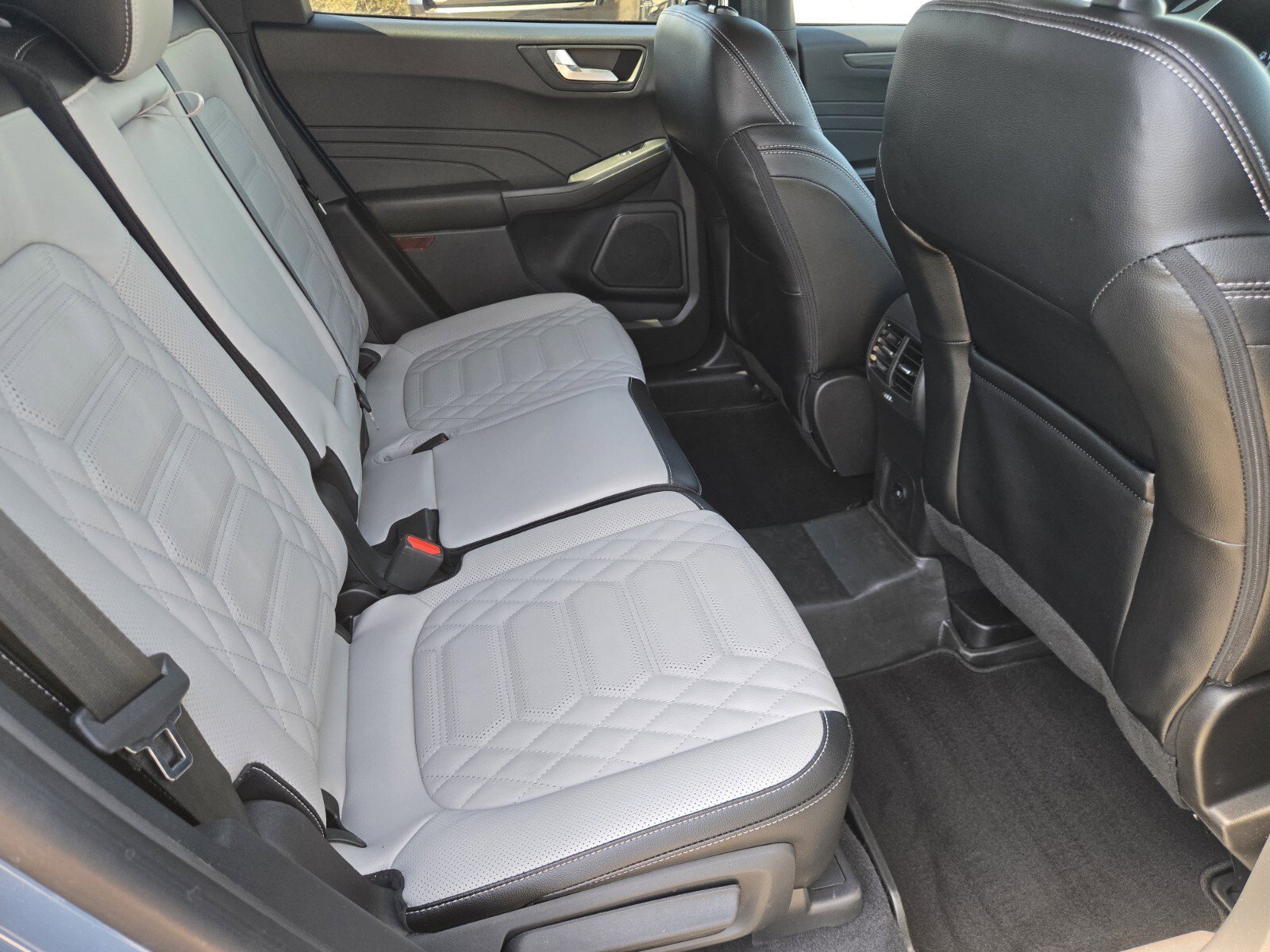 2023 Ford Escape Platinum photo 12