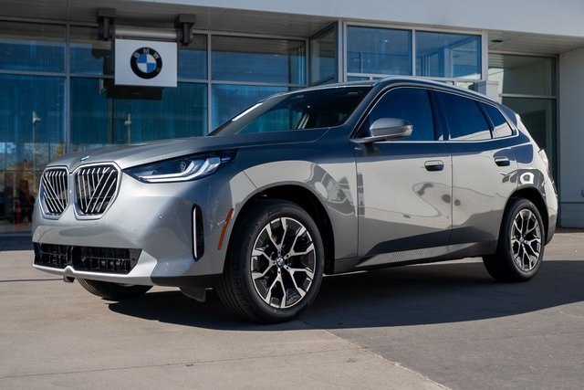 2026 BMW X3 30's photo