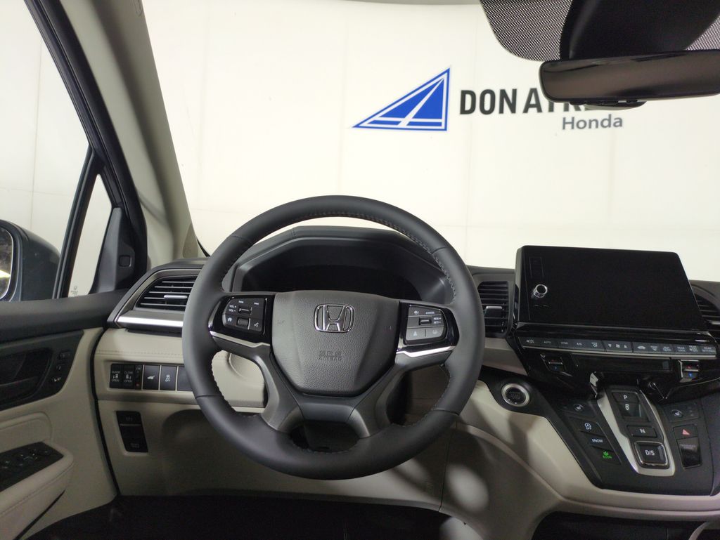2026 Honda Odyssey EX-L photo 13