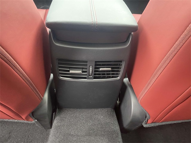 2025 Mazda CX-30 Carbon photo 5