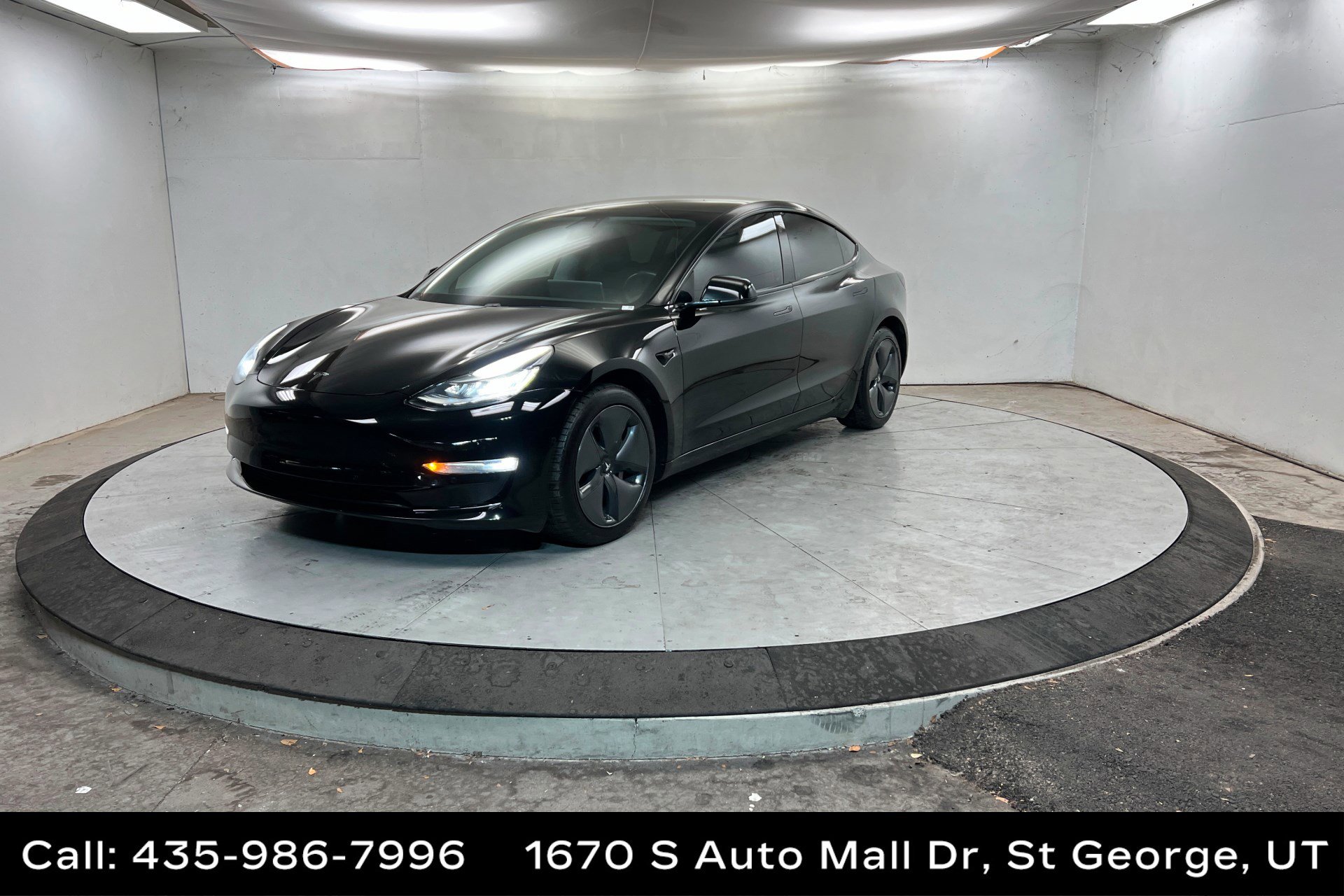 2019 Tesla Model 3 Long Range's photo