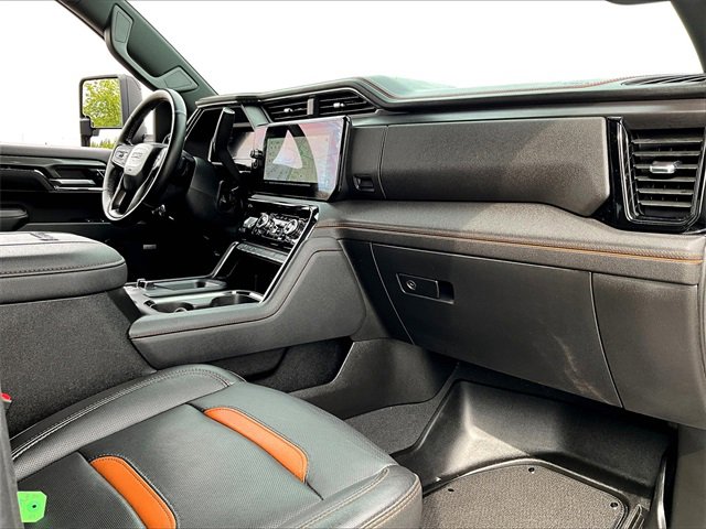 2024 Gmc Sierra HD AT4 photo 13