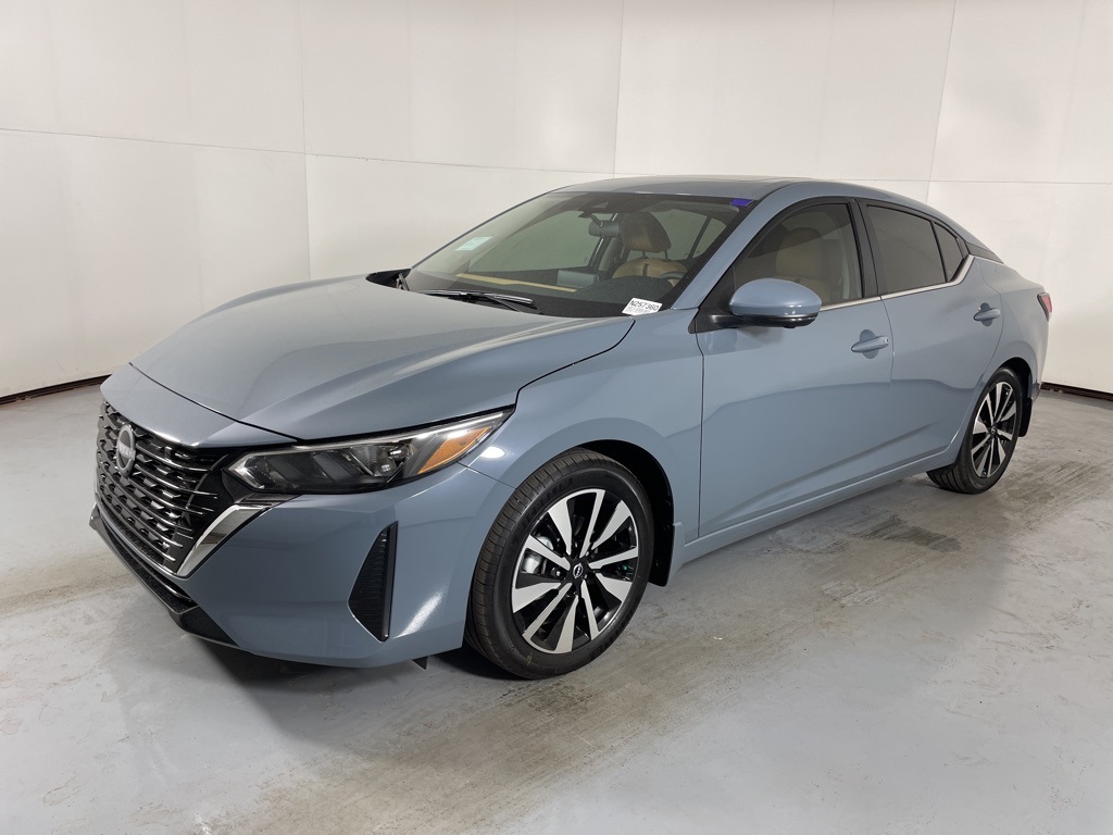 2025 Nissan Sentra SV photo 4