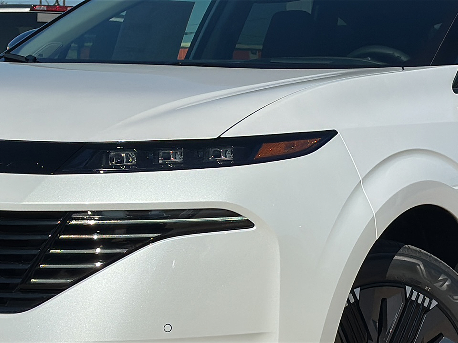 2026 Nissan Murano Platinum photo 2