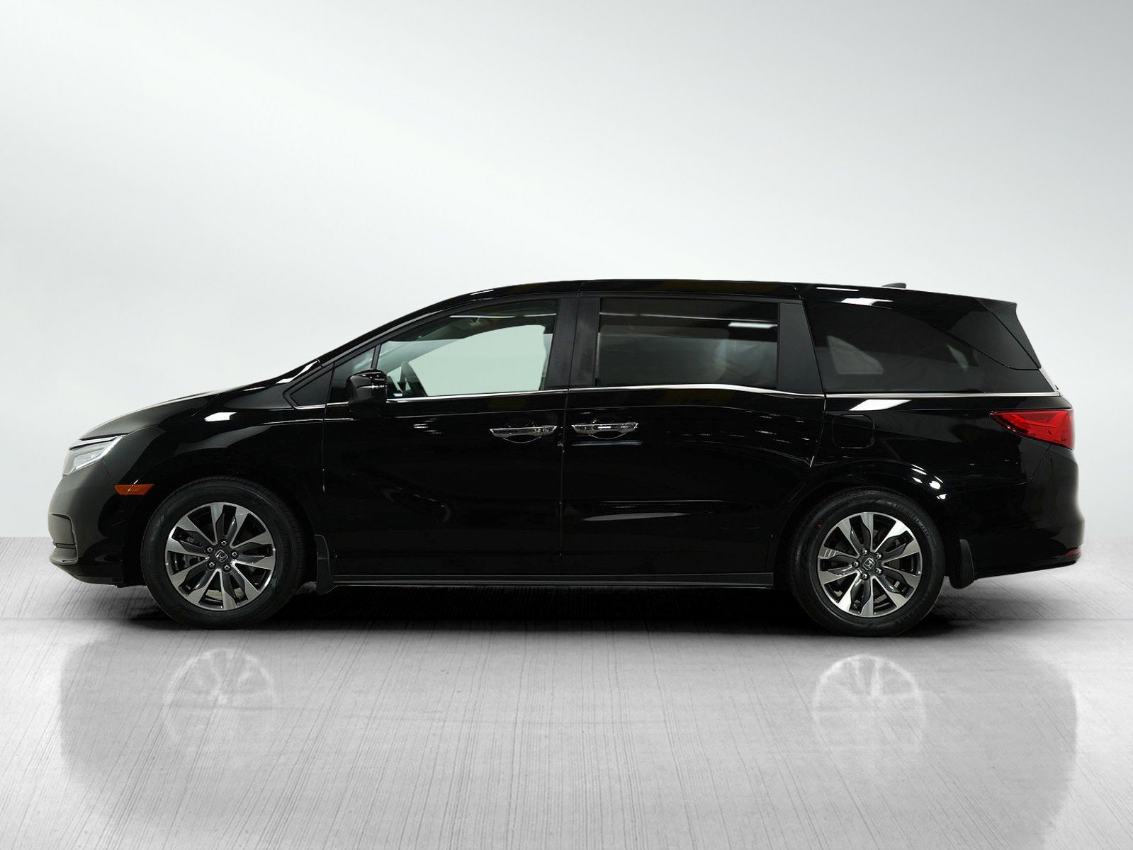 Used 2023 Honda Odyssey EX-L with VIN 5FNRL6H68PB064616 for sale in Bloomington, Minnesota