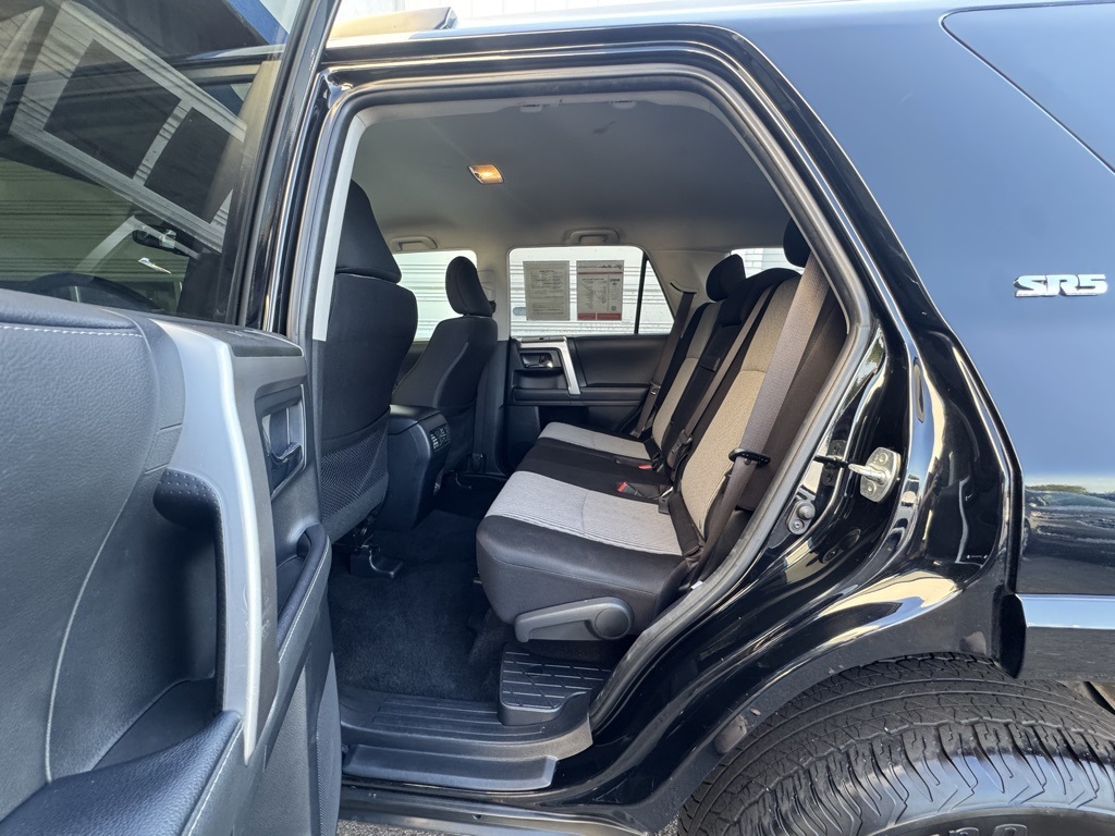 2024 Toyota 4Runner SR5 photo 9