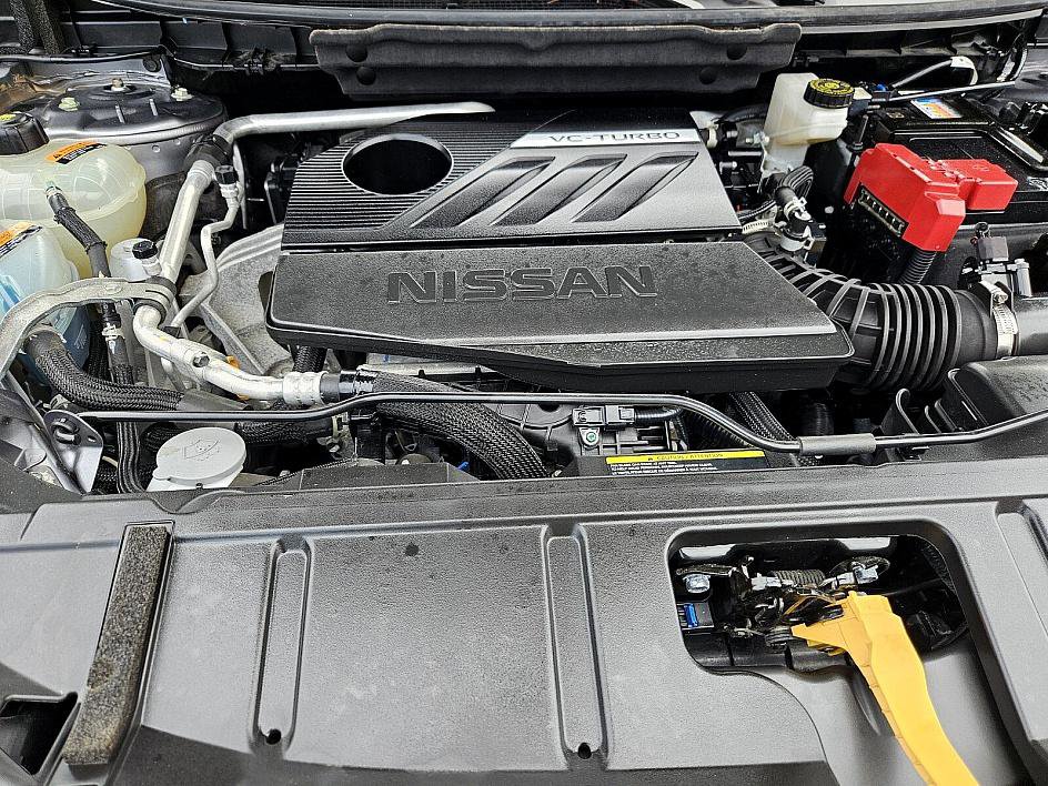 2023 Nissan Rogue SV photo 16
