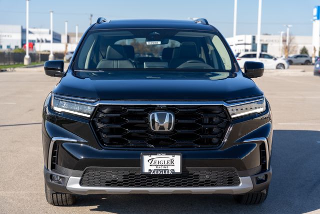 2025 Honda Pilot Elite photo 2
