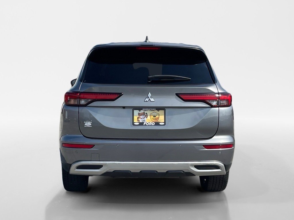 2022 Mitsubishi Outlander SE photo 5
